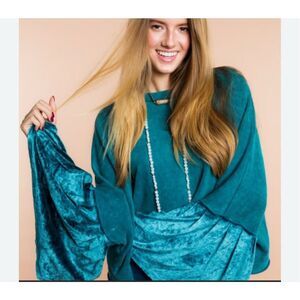 Free People Gloria bell sleeve velvet sleeve oversized L top